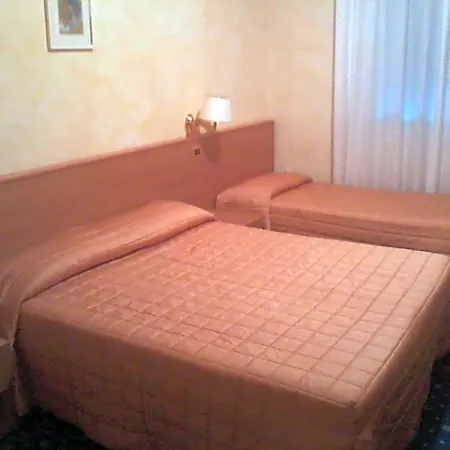 Miravalle 2000 מלון ליצאנו אין בלוודרה