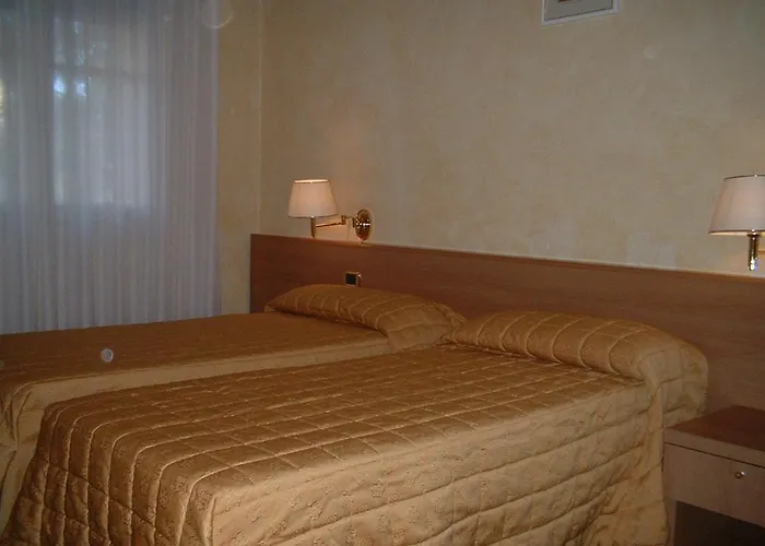 Miravalle 2000 Hotel