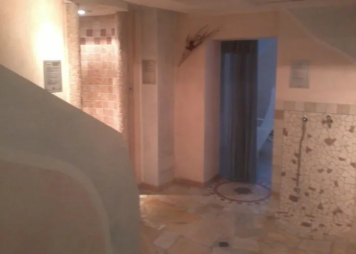 Miravalle 2000 Hotell Lizzano In Belvedere