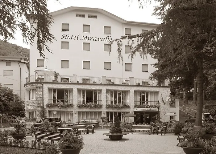 Miravalle 2000 Hotel
